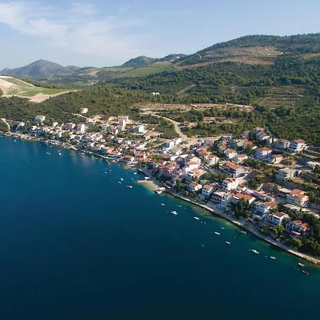 Apartament One-bedroom In Komarna Komarna